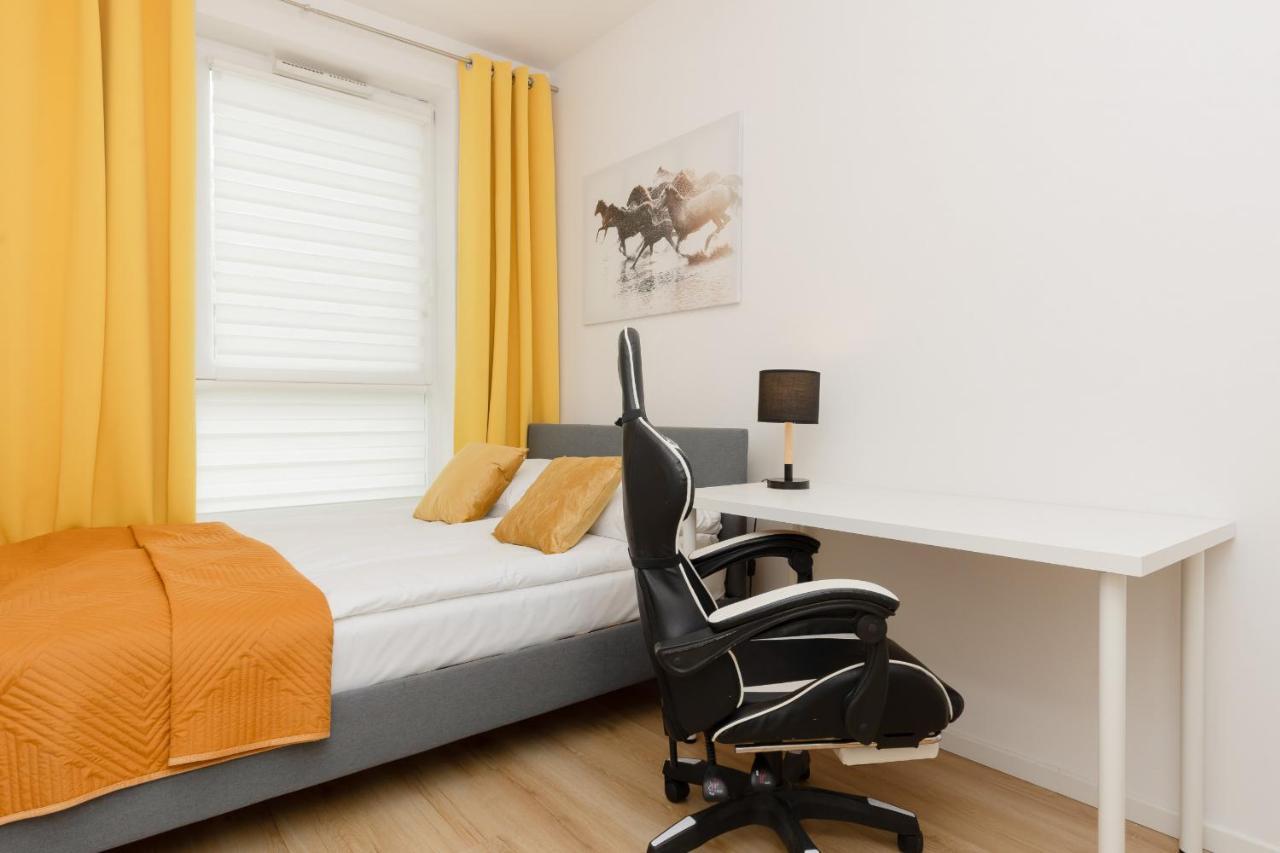 Apartment With Ac Warsaw Mokotow Business Centre By Noclegi Renters Zewnętrze zdjęcie