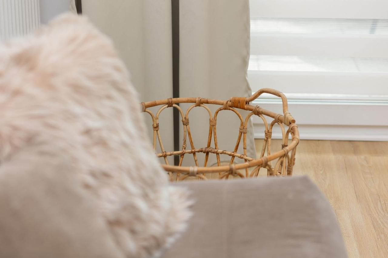 Apartment With Ac Warsaw Mokotow Business Centre By Noclegi Renters Zewnętrze zdjęcie